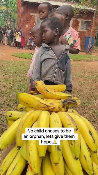 Share love with the vulnerable kids. #shortvideo #shorts #shortsfeed