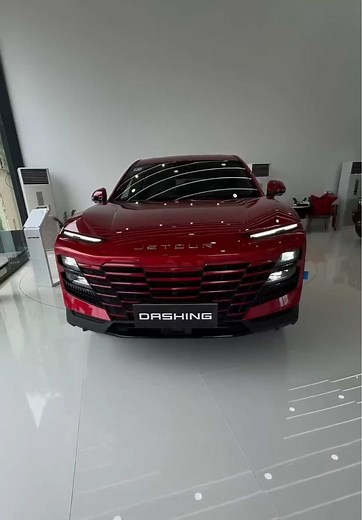 🚗✨ Jetour Dashing: Beauty, Luxury, and Innovation in One! Sophisticated, sleek, and undeniably stunning—the Jetour Dashing is built to turn heads while delivering the premium experience you deserve. From its elegant design to its high-tech interior, every detail is crafted for those who demand more from their ride. ✨ What Makes the Jetour Dashing Irresistible? ✅ Sleek, modern design that commands attention ✅ Premium interior finishes for next-level comfort ✅ 13.6-inch infotainment system for se