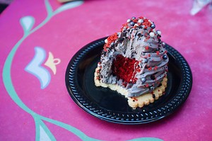The best food to try at Disneyland