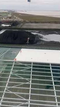 Vacuum Lifting - See our Clad Boy lifting the Tata Trisomet Panels 👌