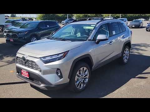 2023 Toyota RAV4 Limited AWD in Silver Sky Metallic