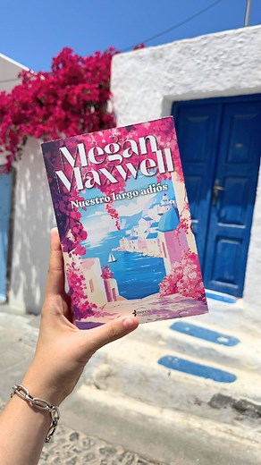 🔥 Editorial Esencia on Instagram: "🌺QUEDA 1 SEMANA🌺 "Nuestro largo adiós" la nueva novela de Megan Maxwell, donde te enamorarás del amor y descubrirás que siempre hay que vivir el presente, pues el futuro está aún por llegar 📘 #esencia #novedades #meganmaxwell #nuestrolargoadiós #bookstagram #bookgramespaña #novedadesesenciales"