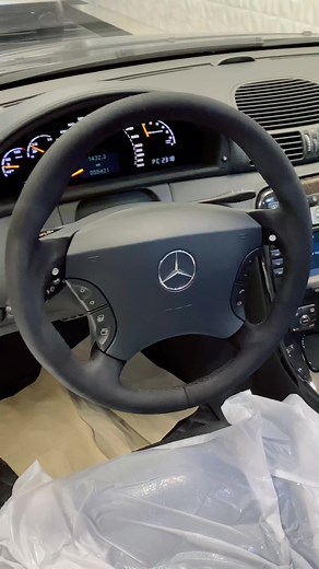 Mercedes Benz CL65AMG V12 Biturbo: A Luxury Beast on Wheels