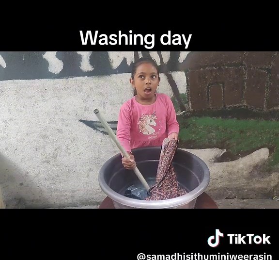 Samadhi Sithumini We (@samadhisithuminiweerasin)’s videos with Washing in the Rivers - Water Sounds