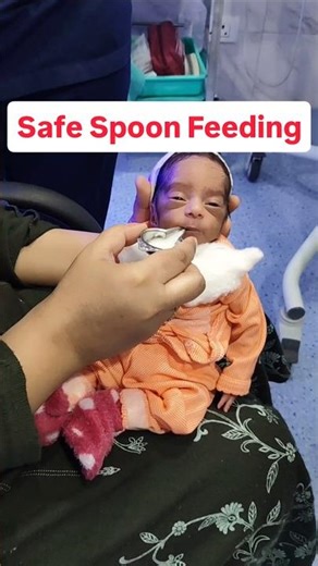 How to give spoon feeding in premature babies #feed #baby #tips #spoonfeeding #doctor #newborn