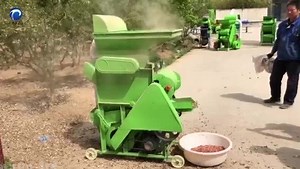 Diesel Engine Driven Groundnut Shelling Peanut Sheller Machine with Big Tires