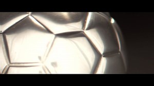 After 17 years wearing the armband, Christine Sinclair is still Canada’s captain. She’s led Canada’s women to Olympic glory while becoming the most prolific goalscorer in international history. Thursday, she begins perhaps her final attempt to win the one trophy that’s eluded her: The Women’s World Cup. Matthew Scianitti explains that a country will get behind its captain again because all of Canada feels so deeply for Christine Sinclair. | TSN