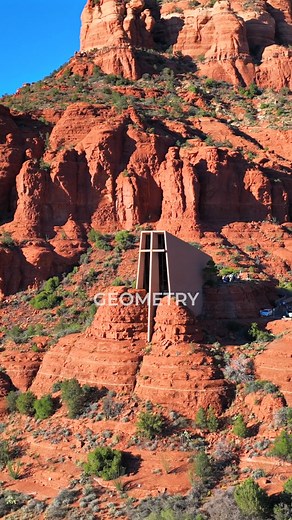 Created by Design Group Architects, this retreat flows around a spiral fountain and glass atrium framing the red rocks and the Chapel of the Holy Cross. Set on a private one-acre double lot with a heated pool, orchard, and room for a guest house — perfect as a Sedona sanctuary or high-performing vacation home. Dreaming of living in Sedona? Let’s connect. 💫 Listed for $2,699,000 by Elisa Andreis, Russ Lyon Sotheby’s International Realty | Visit Sedona