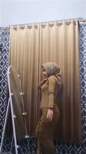 Bu guru dada toge pantat semok #modelhijaber #hijabersbinal #hijablonthe