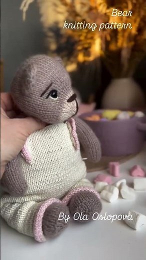 Little Teddy Bear knitting pattern. DIY amigurumi toy tutorial.