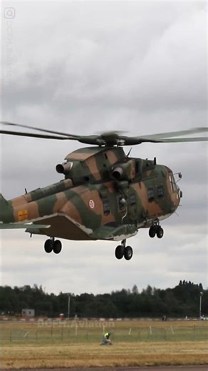🇵🇹 Portuguese Air Force AW101 Merlin Arrival at RIAT 2025 | Incredible Helicopter Display!
