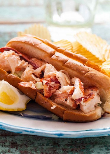 This Classic Lobster Roll Recipe Tastes Like Summer In New England