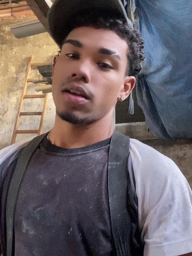 Hand Gesture Techniques in Construction Settings