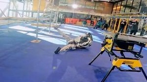 Non così perfetto: ecco tutti gli errori di Atlas che impara a lavorare in cantiere