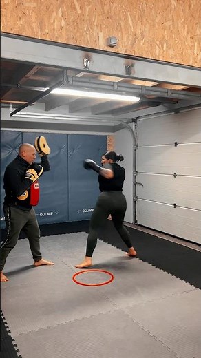 Boxe! Exercice pour sortir de l’axe 👊🏼 #boxing #training #fyp #video
