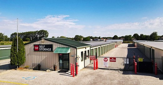 Leamington Storage Units @ 50 Peter Ave ✔ 4 Weeks Free