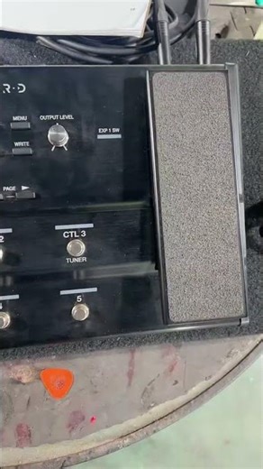 Pedal Trio Band de Digitech #luthier #peruluthiers #guitarra