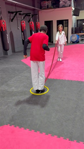 🥋Coordination Drill 🥋 A little coordination drill for our Juniors class last week. Focusing on aim and timing, getting your body to move at ✨ just ✨ the right time. It’s harder than it looks!!! | Evolution TaeKwonDo