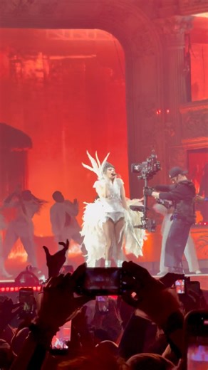 Bad Romance - Lady Gaga The Mayhem Ball night 4 in Paris. Nov. 22nd 2025