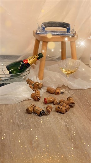 ✨ …and with that, the 2025 season comes to an end ✨ What a year for House of Murray. A year of beautiful projects, big dreams turned into real homes, new collections, studio growth, spec houses, late-night planning, early-morning styling, and the kind of magic that only happens when passion meets purpose. From Project Solé to Aurora, Lunara, Sienna, Éire and beyond every transformation, every client, every moment has shaped who we are becoming as a brand. And we couldn’t be more grateful. 🤍 Tha