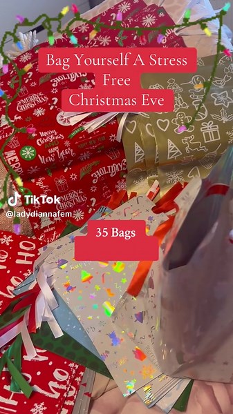 Christmas Gift Bags for Quick and Easy Wrapping