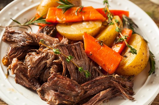 7 Best Red Wine Substitutes for Pot Roast - Survival Freedom