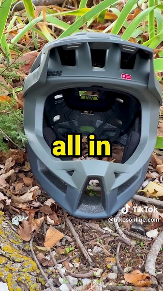 Black Friday Helmet Goals! 🖤🚴‍♂️ Why wait? The ultimate full-face protection you’ve been searching for is on sale right now! 🛒 Whether you’re hitting the trails or going big on jumps, the IXS Trigger helmet delivers unbeatable safety and comfort. Don’t miss your chance to upgrade your gear for less this Black Friday! 📣 What’s your go-to ride where you’d trust this helmet? Share below! 👇 #BikesOnline #ridemoreforless #BlackFridayDeals #MTBgear #IXSHelmets