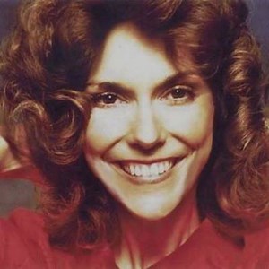 Karen Carpenter wasn't just an amazing singer, she was also a killer drummer. The Carpenters created the sound of a generation. http://bit.ly/2ldrJBf | Inspirer