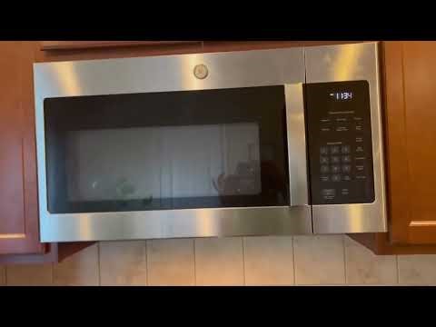 GE JVM3160RFSS Review: The Best-Looking Big Microwave?