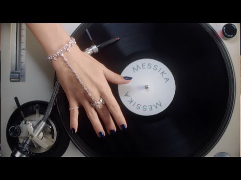 Messika Jewelry - Desert Bloom Stacking