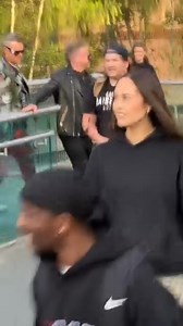 2.2M views · 9.2K reactions | Robbie Williams on his way to the video shoot for his new Single "Rocket"  ----------‐------- Credit: @avo_globalnomad --- #robbiewilliams #London #videoshoot .. says hello ----------‐------- | Robbie Williams • The Unforgettable Concert | Facebook