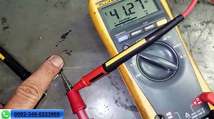 Determining Capacitor Polarity and connect in correct ways. Reverse connection will damage