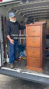 Cherry slant top file cabinet available! We ship all over 🚛. DM to purchase! #oldegoodthings #antiquefurniture #architecturalsalvage #interiordesign #antiqueshopny #cherrywood #filingcabinet #librarysolemakers #antiques #antiqueshop #antiquestore #newyork #nyc #hellskitchen #theatredistrict #vintagefurniture #brimfieldantiqueshow #brimfield | Olde Good Things