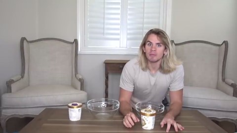 Everleigh Creates The Ultimate Ice Cream Sundae