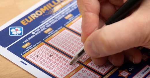 FDJ : voici le maximum que peut vous donner un buraliste si vous gagnez au Loto ou à un jeu à gratter