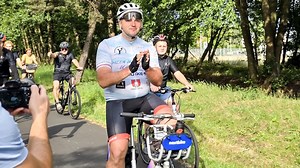 Polish cop rides over 1,000 km non-stop on city bike for charity