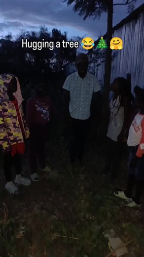 Samuel Musau | Comedian | Actor | on Instagram: "Hugging a tree 😂🤗🎄 #treehugger #hugging #environment #comedyreels"