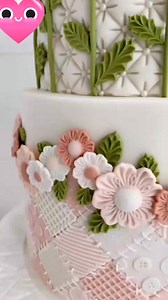 2.3K reactions · 251 shares | Create beautiful cake effect with ease #cake #cakedecorating | Bolly Kay | Facebook