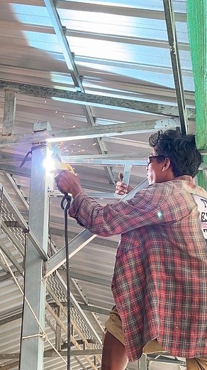 Miniature Roof Installation , Techniques, tricks, strategies ​#Amazing #constructioncity #concrete #brickwall #constructionlife #construction #welding #technology #Innovative #Trick #steel #blacksmith #shorts #reels #workout​ #plastering #Diy #howtogrout #constructionwork #crafts #HomeBuilder #tips #art #carpenter #design #diycrafts #diyprojects #How #diy #reelsvideo | Creative Handmades Ideas Diy