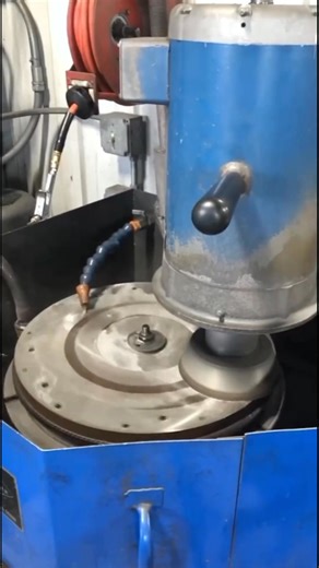 How’s that for a difference #engine #machining #machineshop #work #worklife #satisfying.. #engine #enginebuild #cars #chevy #machineshop #foryou | Jamsionline