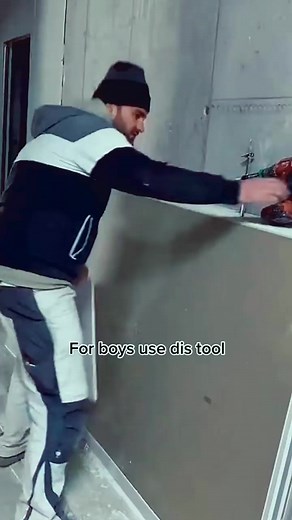 Adjustable Circle Hole Cutter still excellent tool tho Avram #holecutter #predrill #polywood #easytouse #drillbitsaw #roundcutting #@Laurentiu | DIY Today