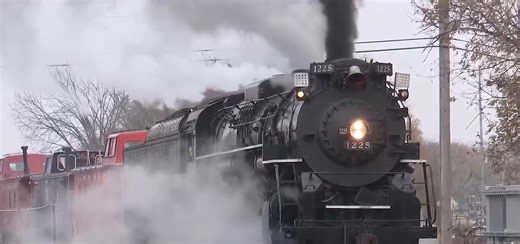 Steam locomotive transforms into the North Pole Express