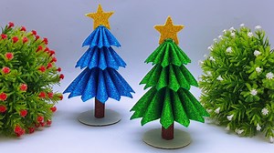 How to make easy Christmas tree at home - Homemade Christmas tree ornaments - Handmade Xmas tree #Crafts #DIYOrnaments #ChristmasTree | Entertaining Arts