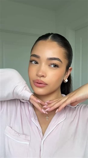 yaliah on Instagram: "How to do the perfect slick back ponytail 🤭 #slickback #hairtutorial #hair #beauty #slickbackponytail #ponytail #hairstyles #hairstyle #hairgoals"