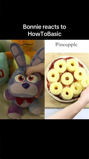 Bonnie reacts to HowToBasic #tiktok #fnaf #fnafsbdlc #duet #tiktokvideo #tiktok #fypシ゚viral #fypシ