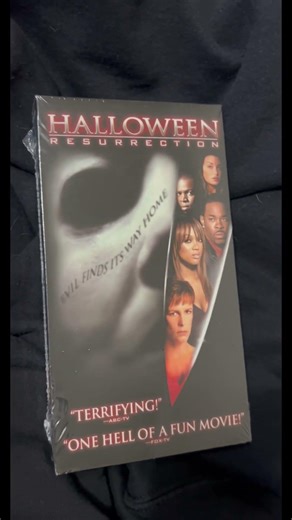 Halloween: Resurrection VHS Unboxing