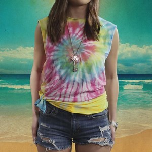 HOW TO SPIRAL TIE DYE It's easier than you think! | Dollar Store Crafts