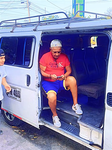 The phone got lost 😂 #funny #funnyvideos #prank #comedy #fyp