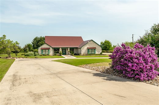 501 Co Rd 103 #1, Comanche, TX 76442 - MLS 21212784 - Coldwell Banker