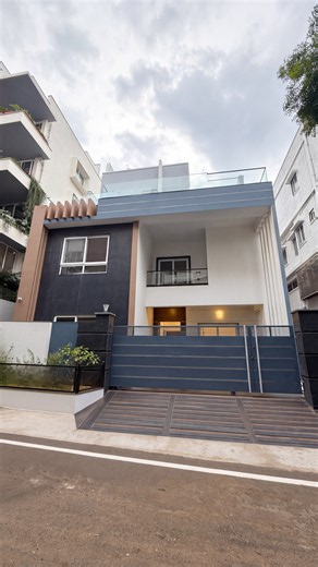 𝟲 𝗕𝗛𝗞 𝗧𝗥𝗜𝗣𝗟𝗘𝗫 𝗩𝗜𝗟𝗟𝗔 𝗙𝗢𝗥 𝗦𝗔𝗟𝗘 - East-Facing | Corner Property
